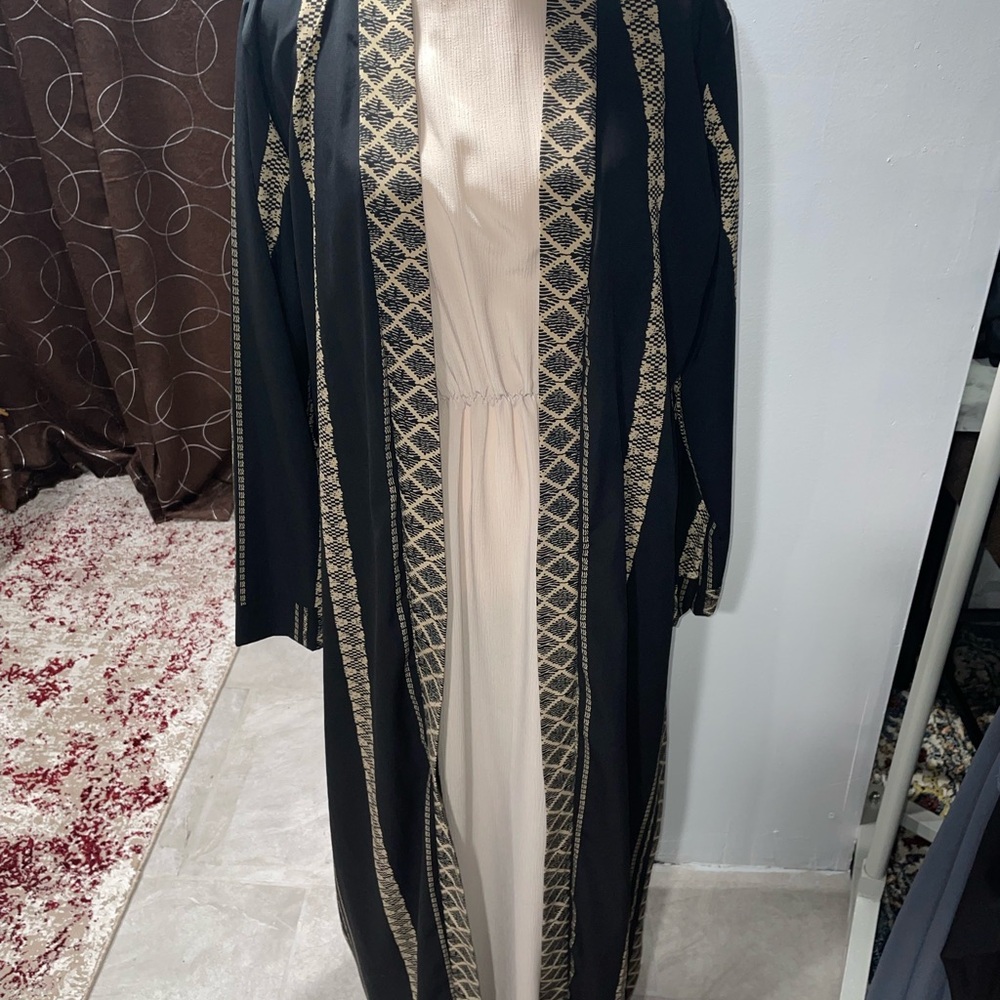 Elegant Black and Gold Long Kimono